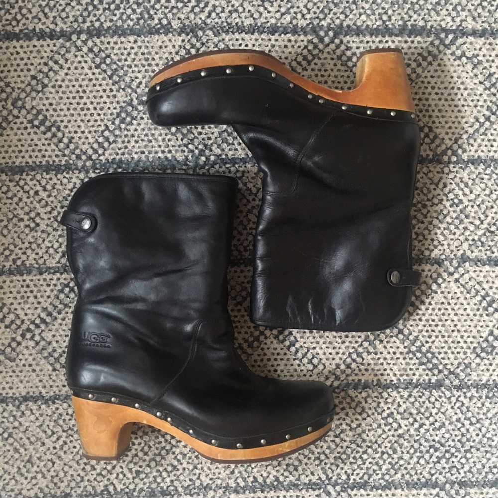 UGG lynnea clog boots sz 10
